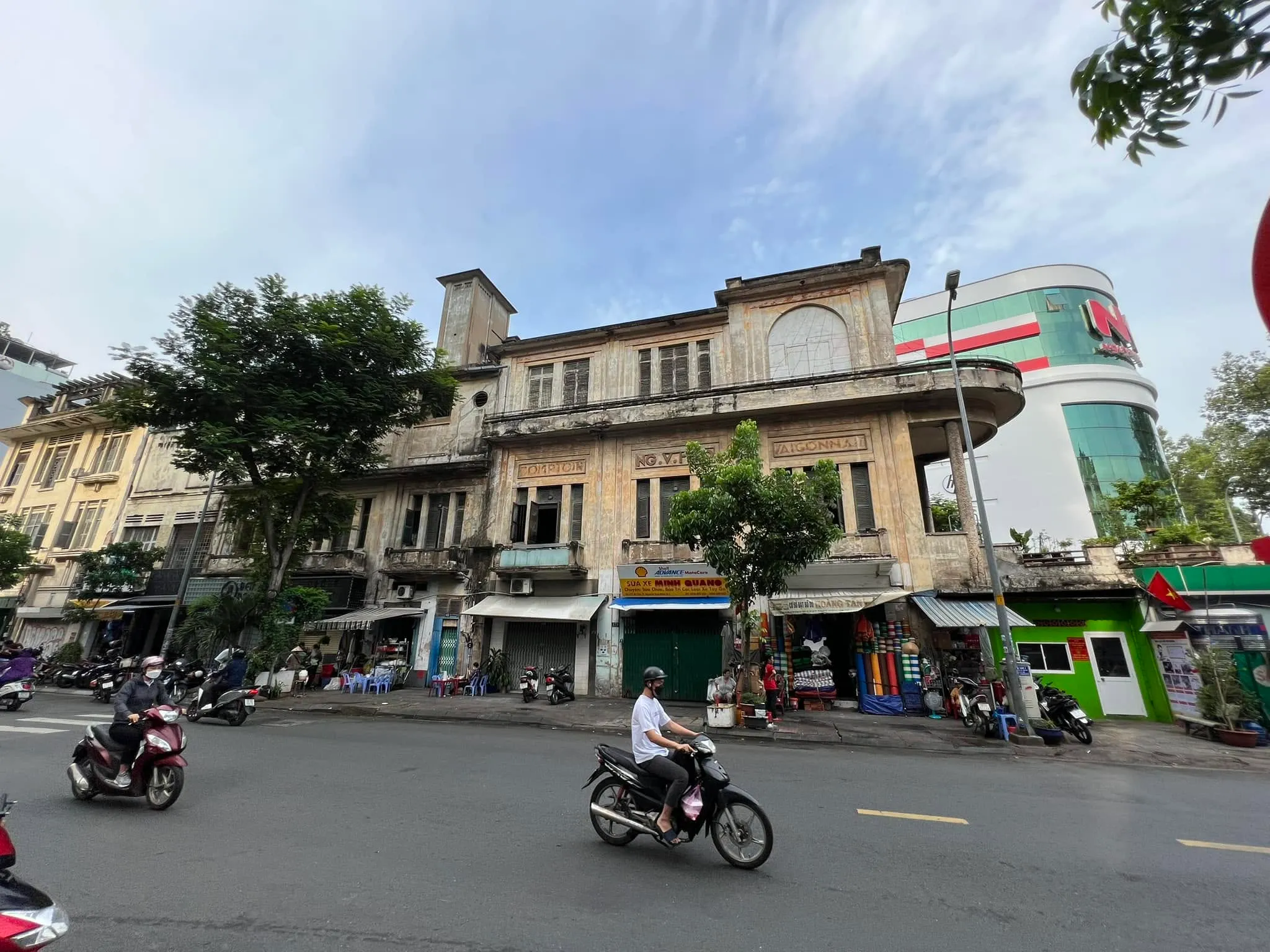 Tokyo to Saigon ― 路地裏の街と、忘れられない人たち